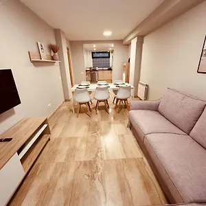 https://apt-dolce.top-hotels-tarragona.com